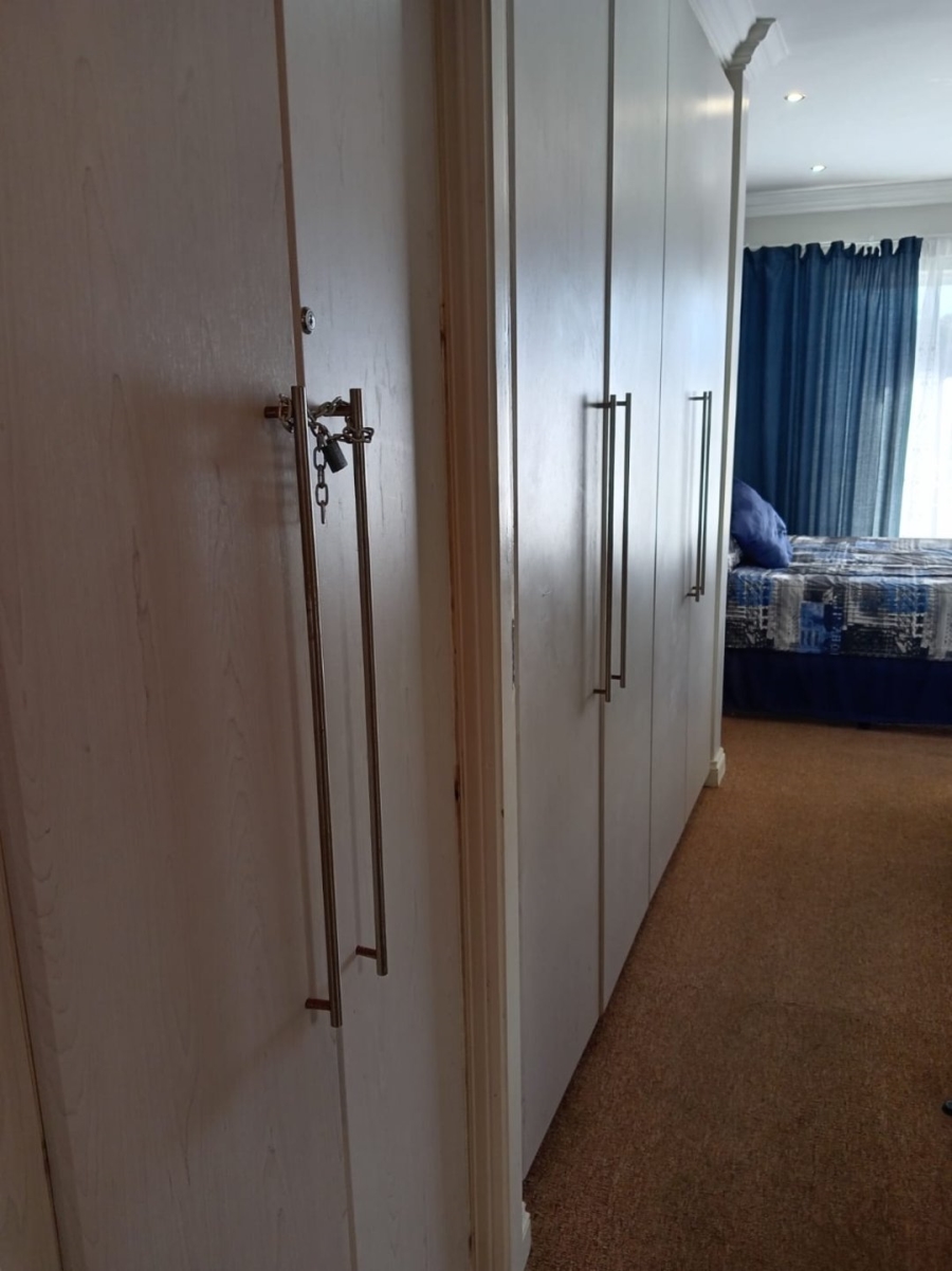 2 Bedroom Property for Sale in Jeffreys Bay Central Eastern Cape